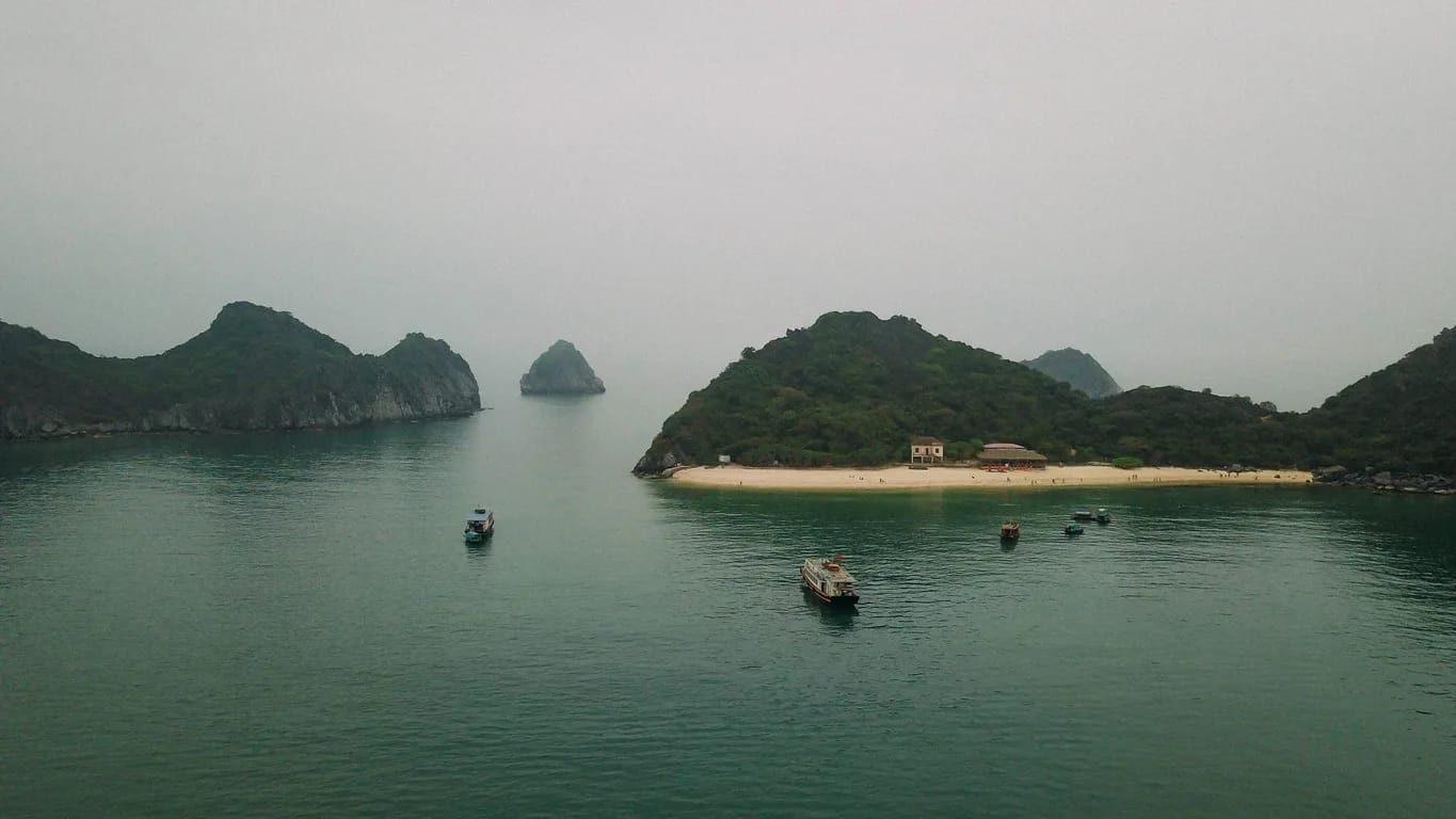 10 Lugares Turísticos que No Puedes Perderte en Vietnam